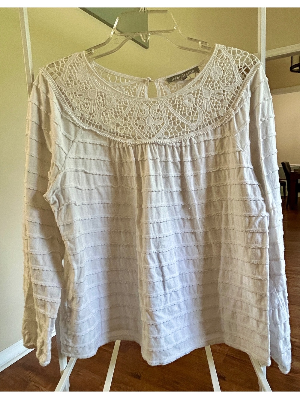 Daniel Rainn White Long Sleeve Crochet Yoke Blouse Size Large